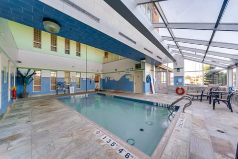 Monte Carlo Inn Barrie - Newly Renovated Hotel in Barrie