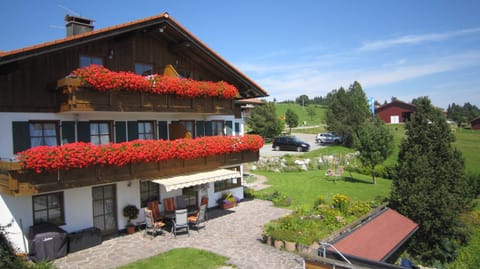 Facade/entrance, Garden view