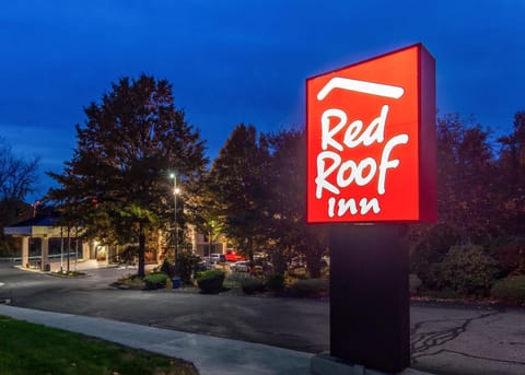 Red Roof Inn Meriden Motel in Meriden