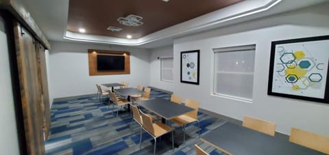 Meeting/conference room