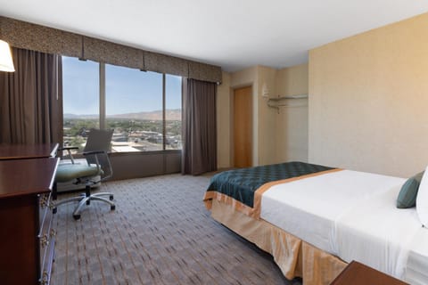 Ramada by Wyndham Reno Hotel & Casino Hôtel in Reno