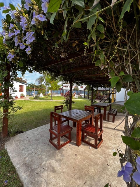 Patio, Spring, Day, Natural landscape, Garden, Dining area, Garden view