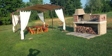BBQ facilities, Garden