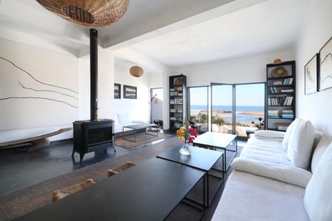 Living room, Sea view