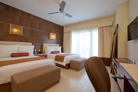 Krystal Urban Cancun & Beach Club Hotel in Cancun