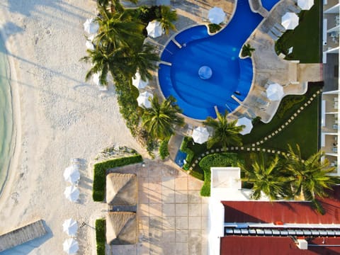 Cancun Bay All Inclusive Hotel Resort in Cancun