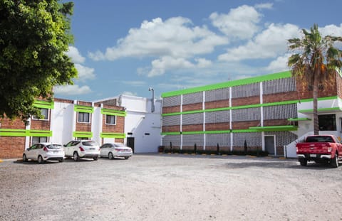 Hotel Arboledas Industrial Hôtel in Tlaquepaque