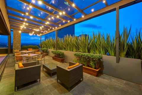 Patio, Balcony/Terrace, Lounge or bar, Seating area, Sunrise, Sunset