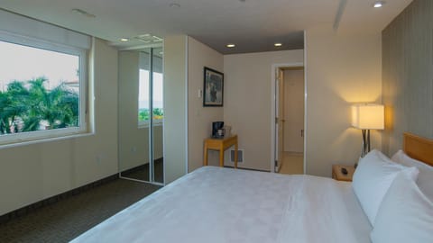 Bed, Coffee/tea facilities, Guests, wardrobe