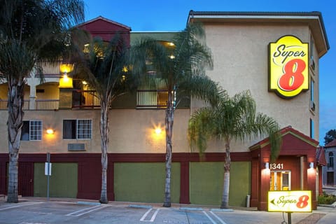 Property building, On site