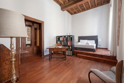 Ancient Palace In Downtown Rome Condo in Rome