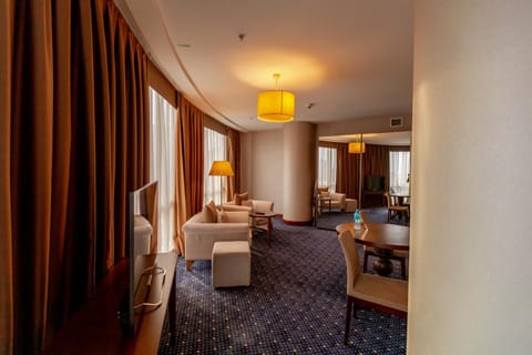 Parkside Hotel & Apartments Hotel in Baku