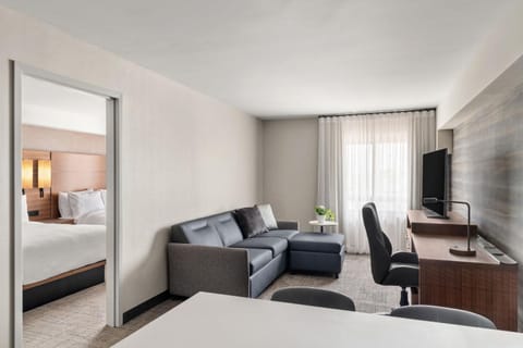 Residence Inn by Marriott Laval Hotel in Laval