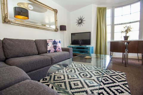 Cannon Place - Central - by Brighton Holiday Lets Condo in Hove