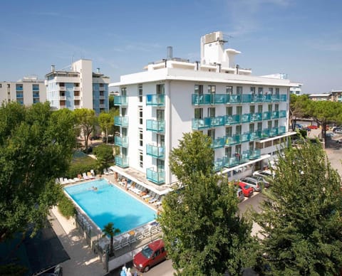 Facade/entrance, Swimming pool, Swimming pool