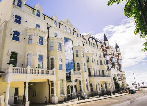 Facade/entrance, Sea view, Street view