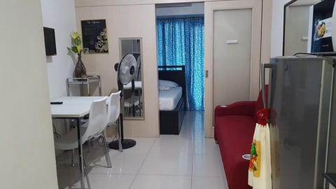CNholy Condo at SEA Residences Condominio in Pasay