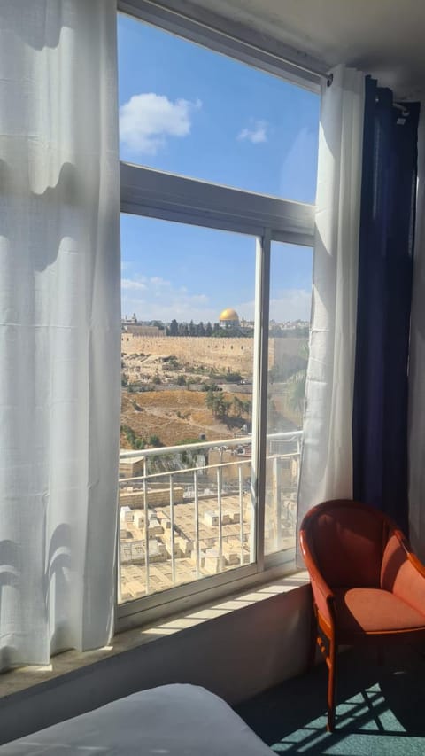 Bed, Day, Natural landscape, View (from property/room), Seating area, Bedroom