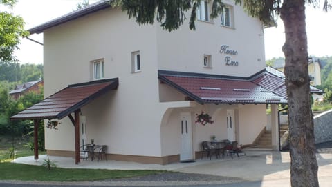 Guest house Ema Alojamiento y desayuno in Lika-Senj County