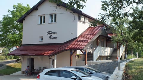 Guest house Ema Alojamiento y desayuno in Lika-Senj County