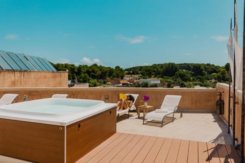 Hot Tub, Balcony/Terrace