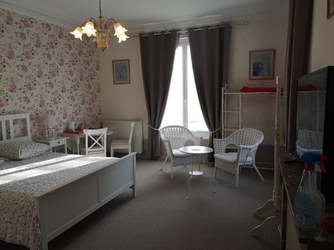 La Nouvelle Criqueboise Bed and Breakfast in Normandy