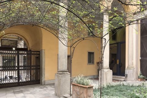 numa l Camperio Rooms & Apartments Apartahotel in Milan