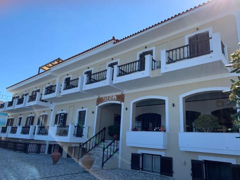 Sunrise Hotel Hôtel in Samos Prefecture