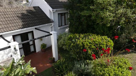 Aberdour Guesthouse Bed and Breakfast in Port Elizabeth