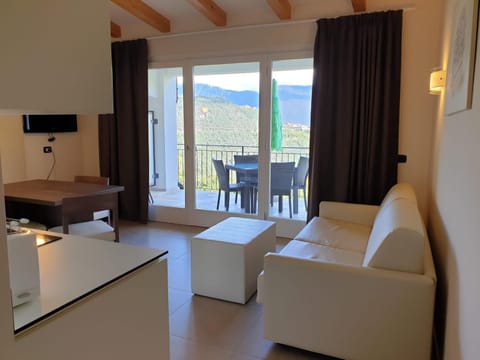 Villa Maria Condo in Tremosine