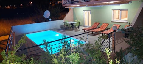 Apartment M&M with private Pool Condominio in Split-Dalmatia County