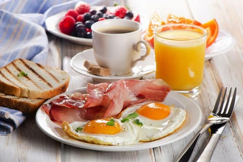 Food and drinks, Food, Breakfast, Continental breakfast