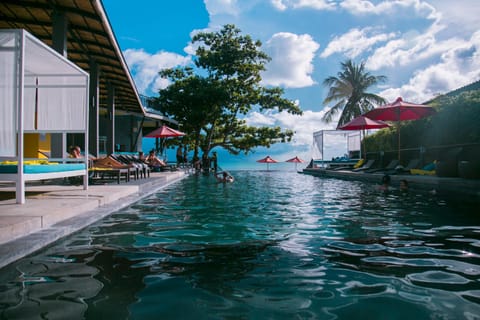 Garden view, Sea view, Swimming pool