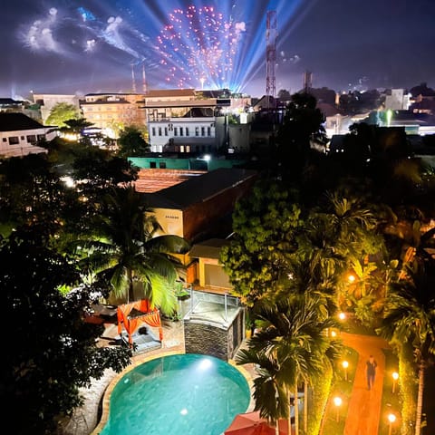 City view, Pool view, Swimming pool