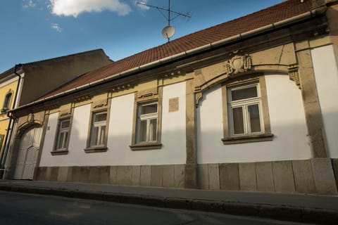 Plitzner Belvárosi Apartmanház Eigentumswohnung in Hungary