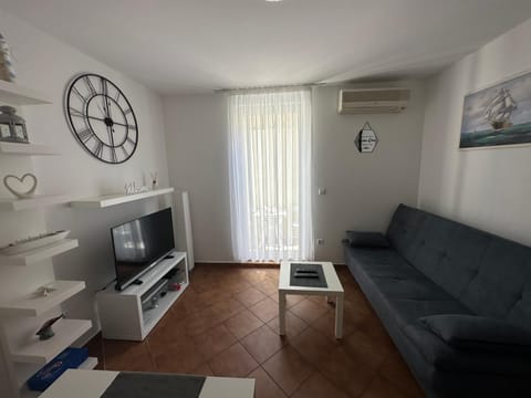 Apartment Ivek Condominio in Novalja