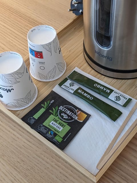 Coffee/tea facilities