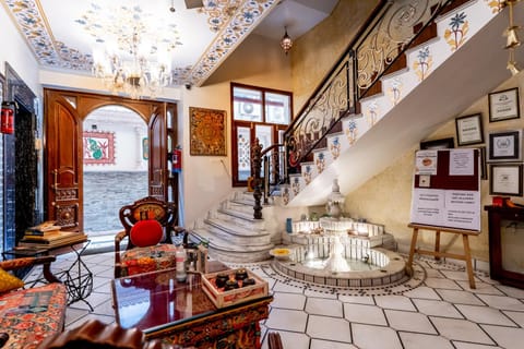 Living room, Lobby or reception, Internal: Not applicable to any particular room