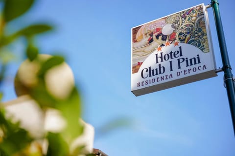 Hotel Club i Pini - Residenza d'Epoca in Versilia Hotel in Viareggio