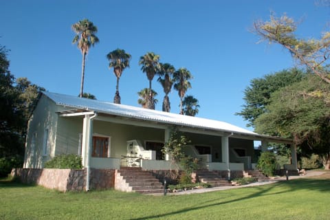 Patio, Garden