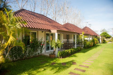 Facade/entrance, Garden, Garden view