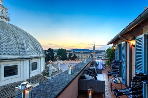 Balcony/Terrace, City view, Street view