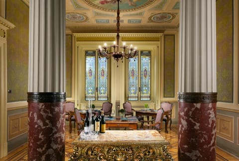 Villa Cortine Palace Hotel Hotel in Sirmione
