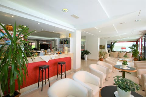 Living room, Lobby or reception, Lounge or bar, Seating area