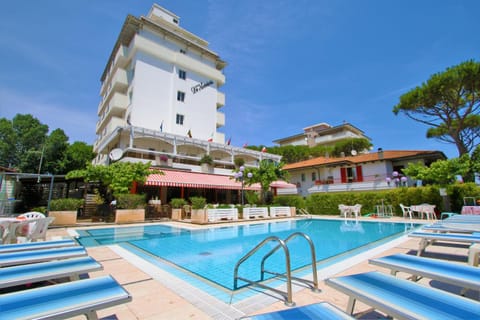 Property building, Pool view, Swimming pool