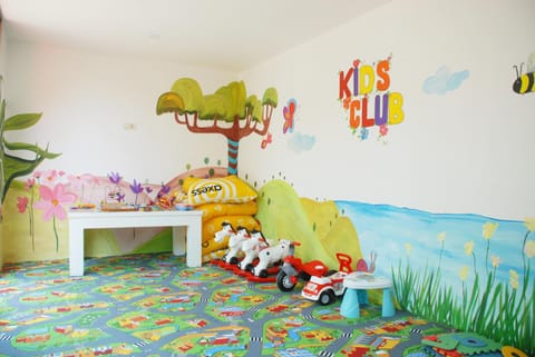 Children play ground, Game Room, Kids's club