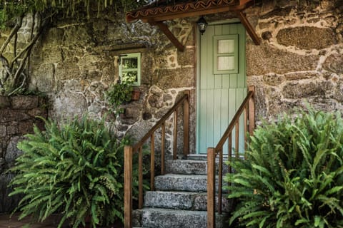 Patio, Facade/entrance, Balcony/Terrace