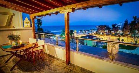 Aqua Mare Sea Side Rooms Appart-hôtel in Halkidiki