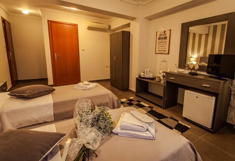 Aqua Mare Sea Side Rooms Apartment hotel in Halkidiki