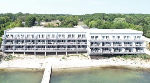 Put-in-Bay Waterfront Condo #211 Haus in South Bass Island